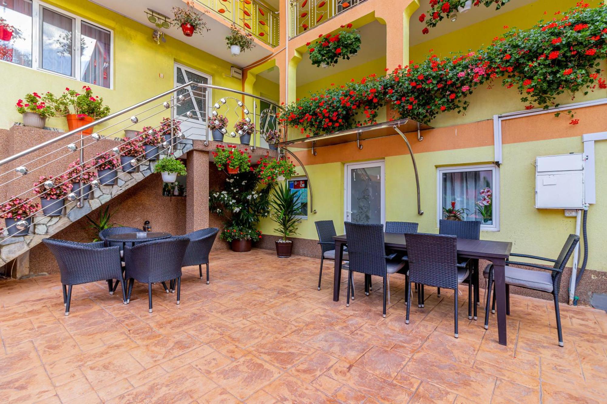Guest house Pensiunea Mihaela-transalpina Novaci-Straini