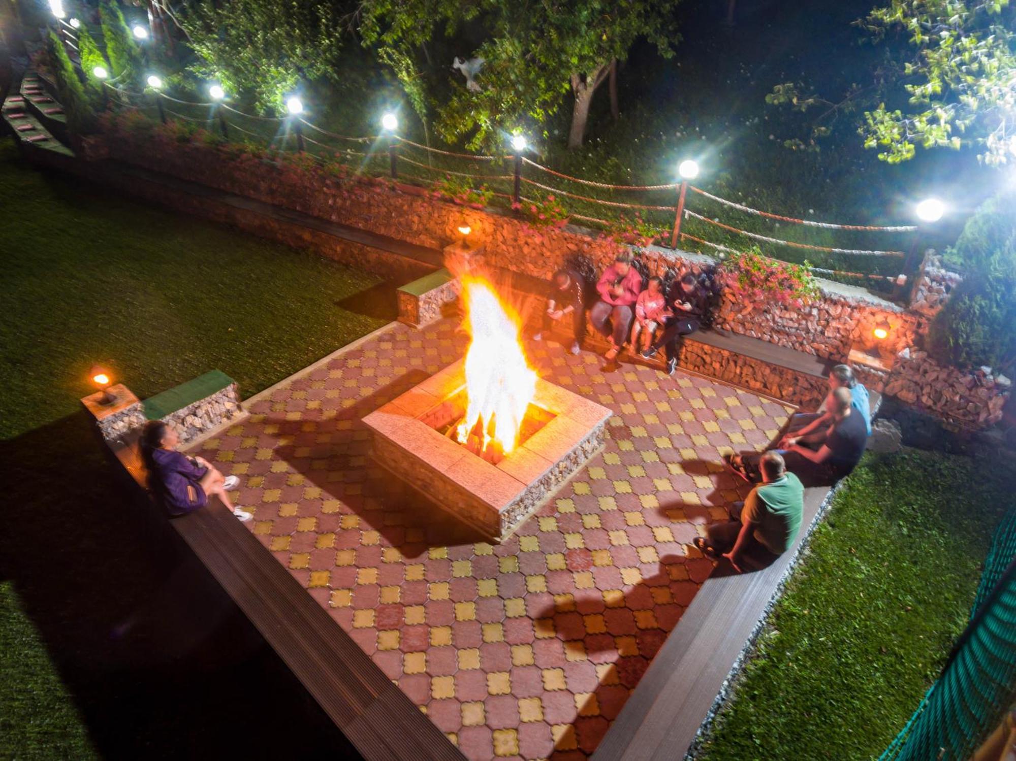 Pensiunea Mihaela-transalpina Guest house 3*