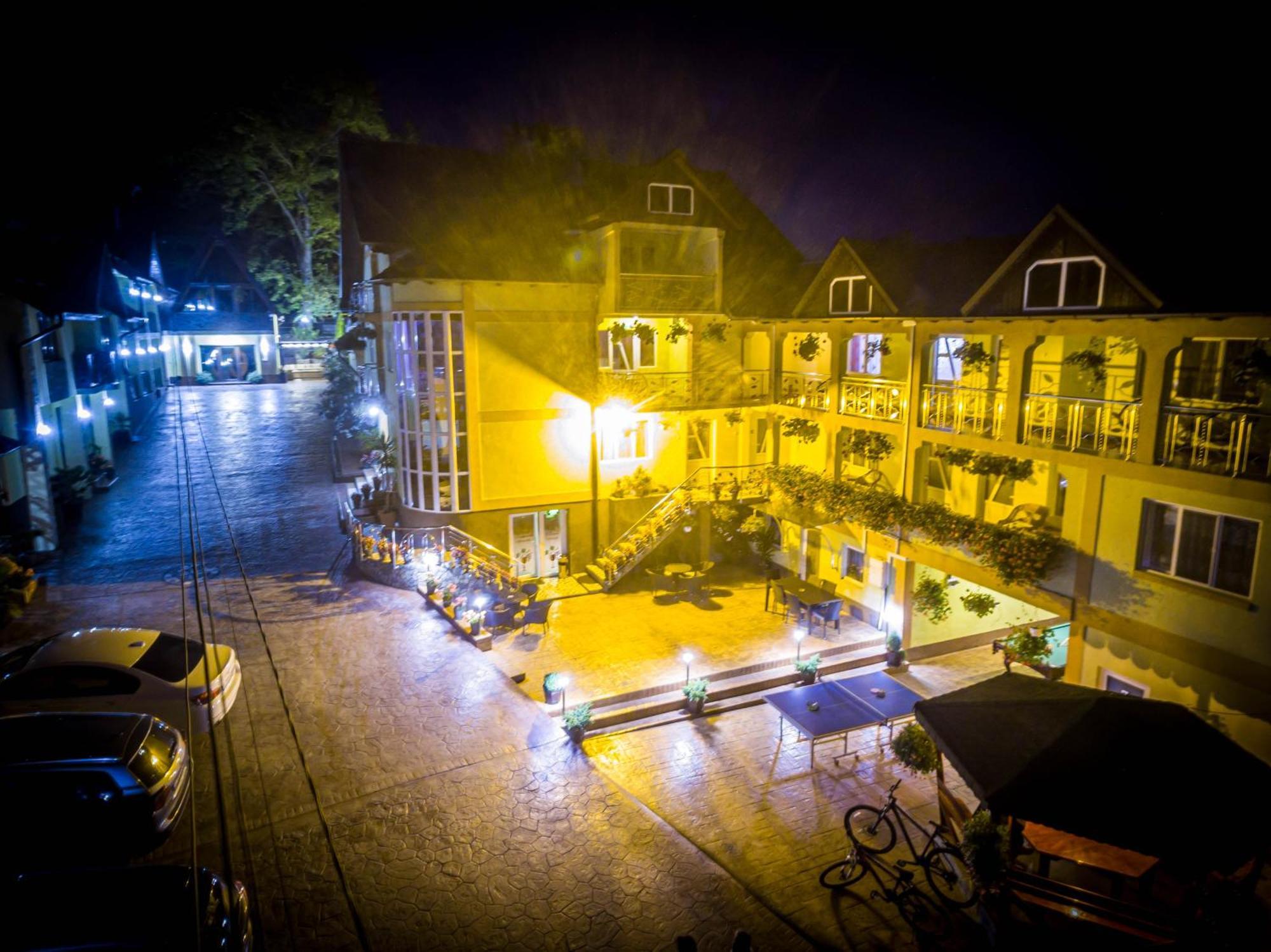 Guest house Pensiunea Mihaela-transalpina 3*