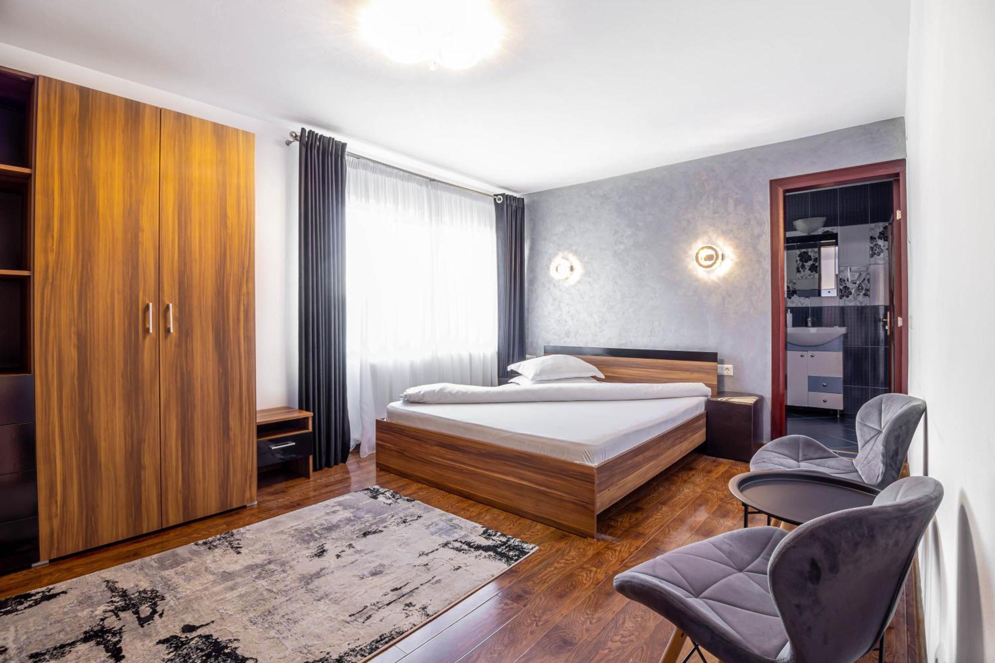 Pensiunea Mihaela-transalpina Guest house 3*